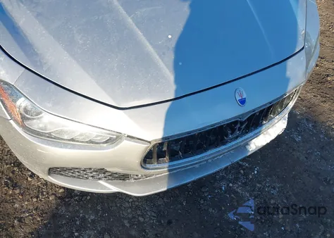 2015 Maserati Ghibli z USA, uszkodzony, nr VIN ZAM57XSA0F1139026